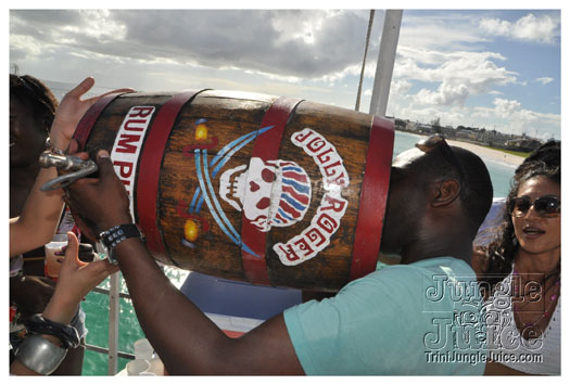 booze_cruise_2010_pt2-169