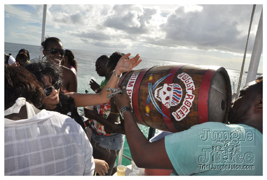 booze_cruise_2010_pt2-170