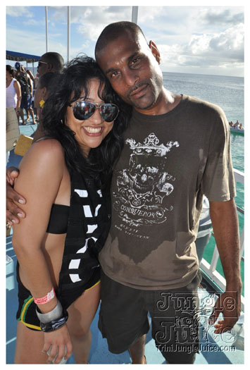 booze_cruise_2010_pt2-186