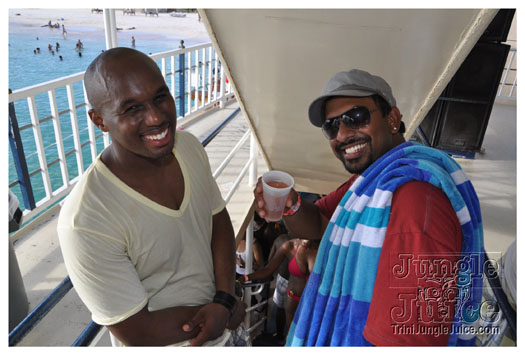 booze_cruise_2010_pt2-193