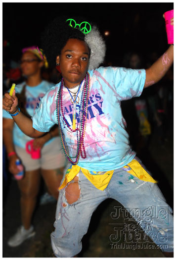 caesars_hippie_army_2010-004