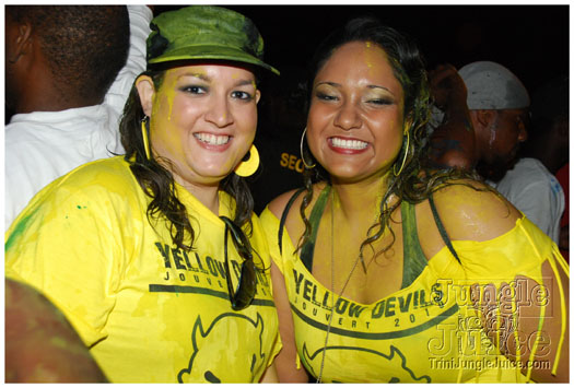 caesars_hippie_army_2010-073