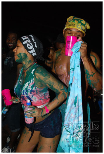 caesars_hippie_army_2010-075