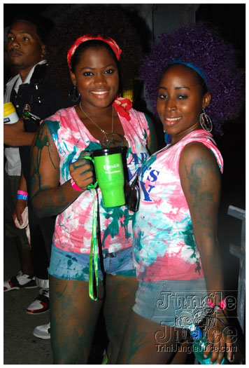 caesars_hippie_army_2010-081