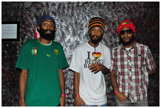 capleton_coconuts_oct24-011
