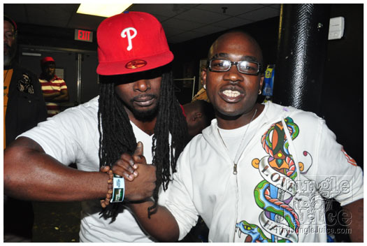 capleton_coconuts_oct24-023