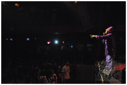 capleton_coconuts_oct24-054