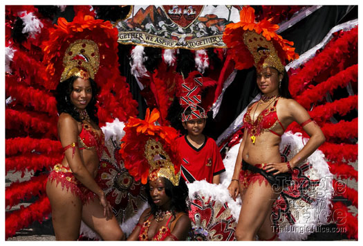 caribana_parade_2010-004