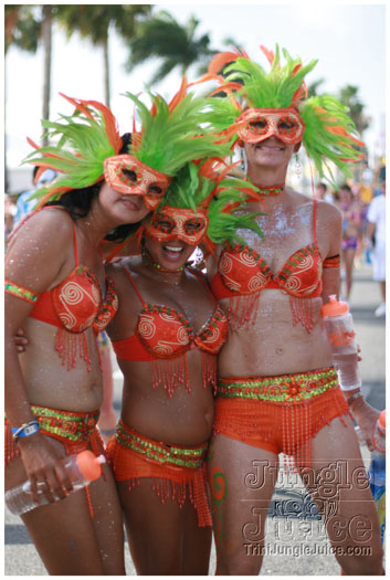 cayman_carnival_batabano_2010_pt1-009