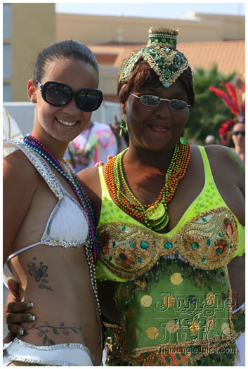 cayman_carnival_batabano_2010_pt1-024