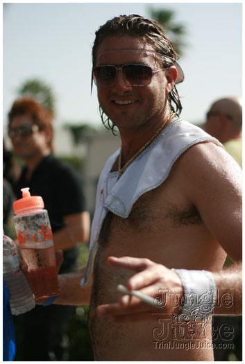 cayman_carnival_batabano_2010_pt1-038