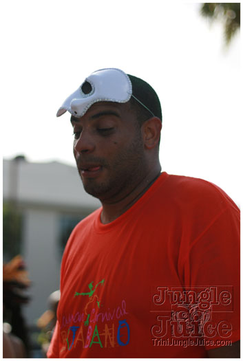 cayman_carnival_batabano_2010_pt1-046