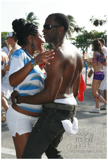 cayman_carnival_batabano_2010_pt1-053