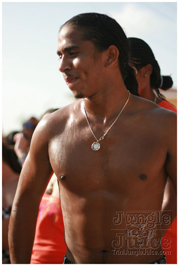 cayman_carnival_batabano_2010_pt1-075