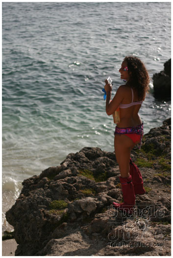 cayman_carnival_batabano_2010_pt1-078