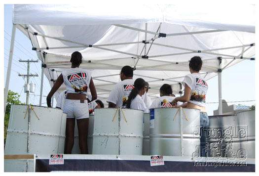 cayman_carnival_batabano_2010_pt1-143