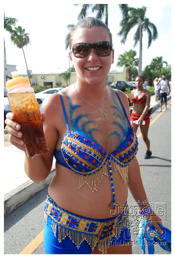 cayman_carnival_batabano_2010_pt1-156