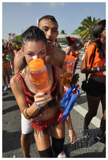 cayman_carnival_batabano_2010_pt2-015