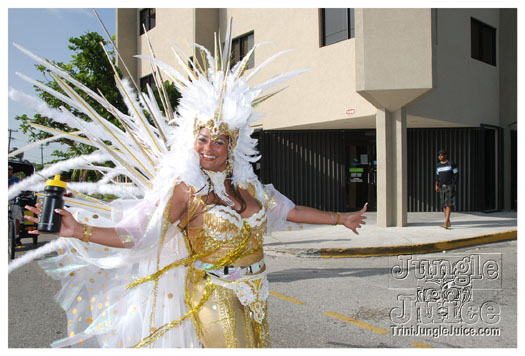 cayman_carnival_batabano_2010_pt2-045