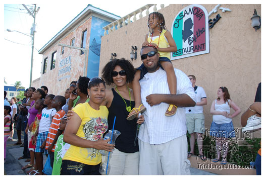 cayman_carnival_batabano_2010_pt2-065