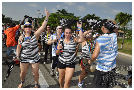 cayman_carnival_batabano_2010_pt2-078