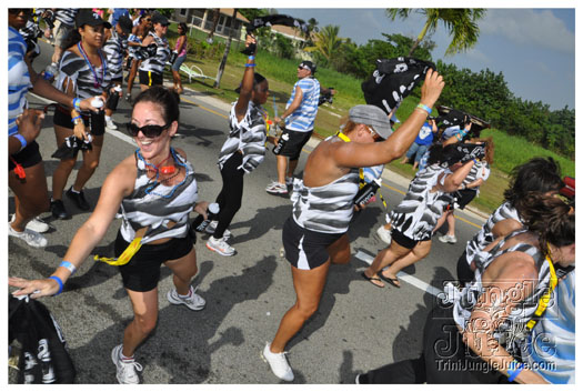 cayman_carnival_batabano_2010_pt2-080