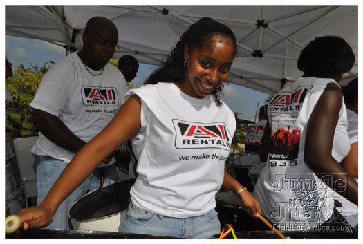 cayman_carnival_batabano_2010_pt2-085