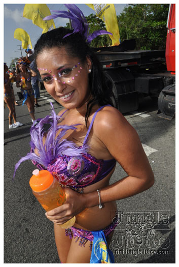 cayman_carnival_batabano_2010_pt2-091