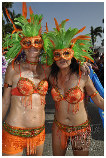cayman_carnival_batabano_2010_pt2-092