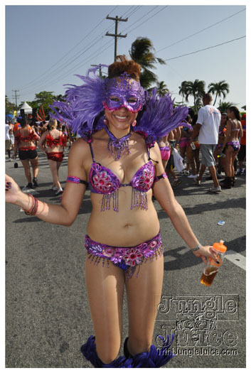 cayman_carnival_batabano_2010_pt2-099