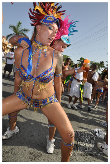 cayman_carnival_batabano_2010_pt2-100