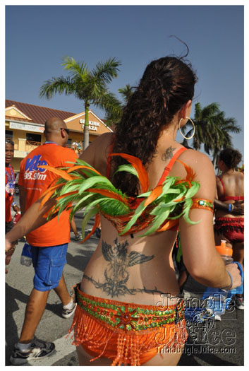 cayman_carnival_batabano_2010_pt2-111