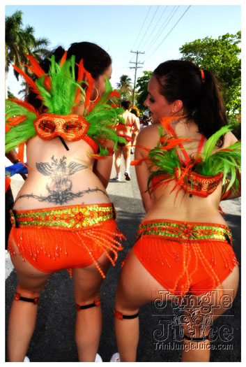 cayman_carnival_batabano_2010_pt2-112