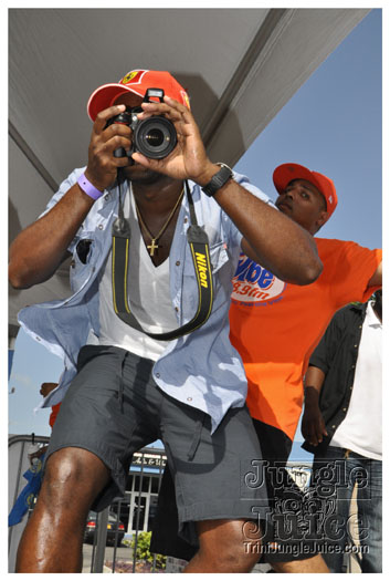 cayman_carnival_batabano_2010_pt2-116