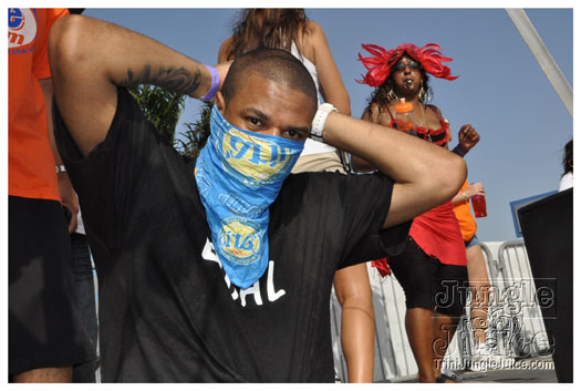 cayman_carnival_batabano_2010_pt2-117