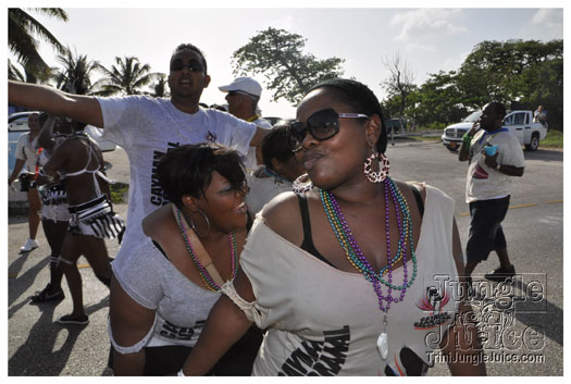 cayman_carnival_batabano_2010_pt2-130