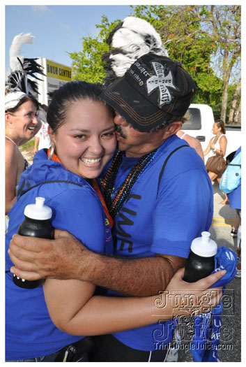 cayman_carnival_batabano_2010_pt2-156