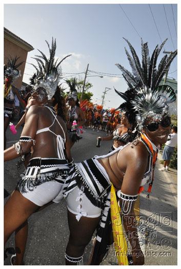 cayman_carnival_batabano_2010_pt2-162
