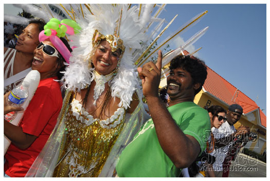 cayman_carnival_batabano_2010_pt2-165