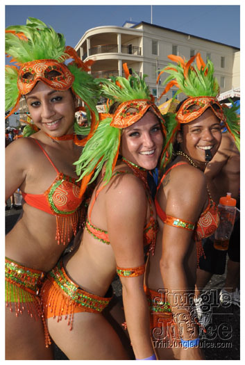 cayman_carnival_batabano_2010_pt3-013