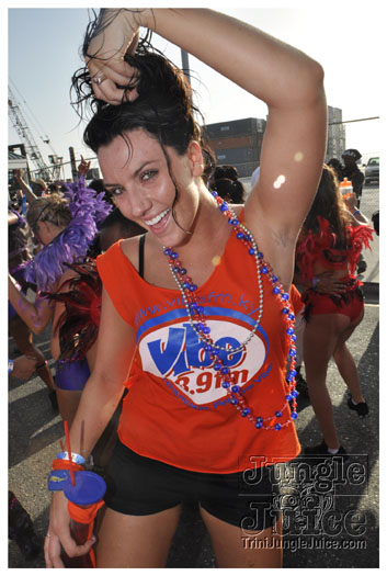 cayman_carnival_batabano_2010_pt3-015