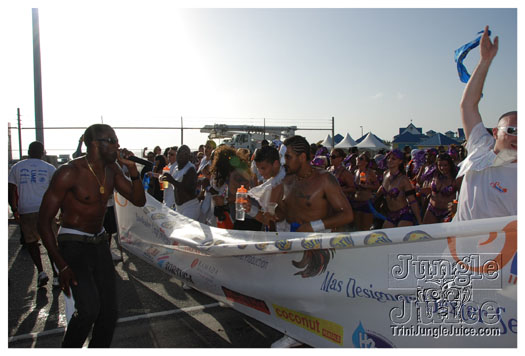 cayman_carnival_batabano_2010_pt3-022