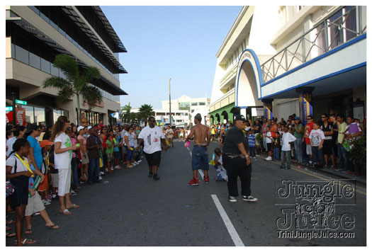 cayman_carnival_batabano_2010_pt3-026