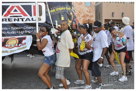 cayman_carnival_batabano_2010_pt3-030