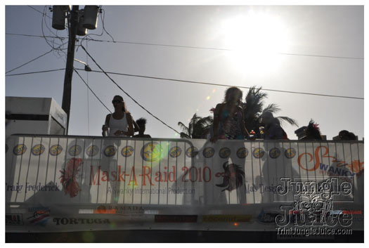 cayman_carnival_batabano_2010_pt3-032