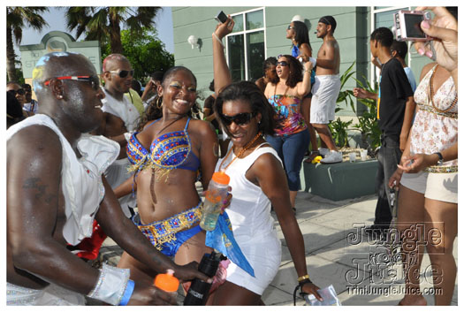 cayman_carnival_batabano_2010_pt3-033