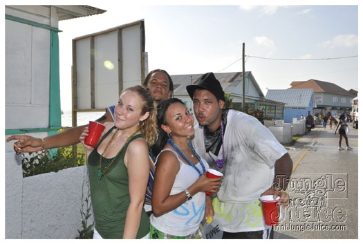 cayman_carnival_batabano_2010_pt3-037