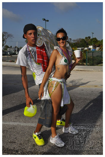 cayman_carnival_batabano_2010_pt3-039