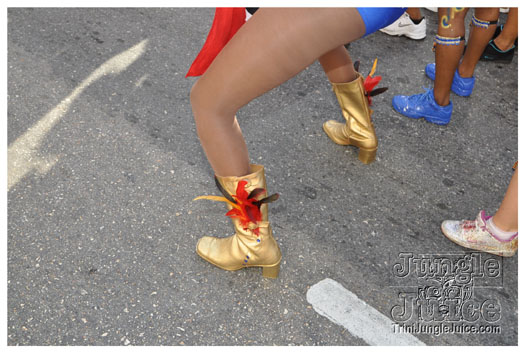 cayman_carnival_batabano_2010_pt3-063