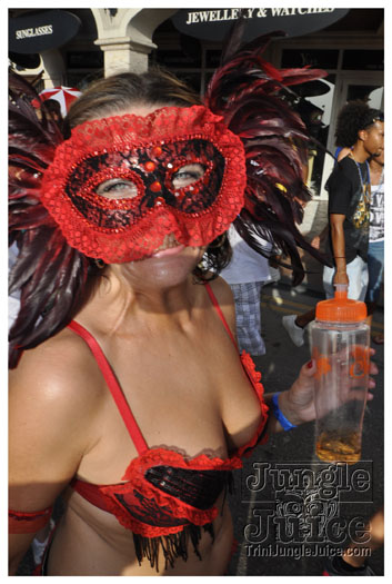 cayman_carnival_batabano_2010_pt3-065